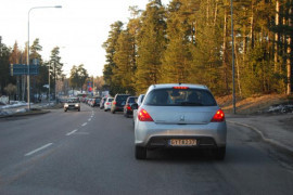 Köerna ringlade långa före match.